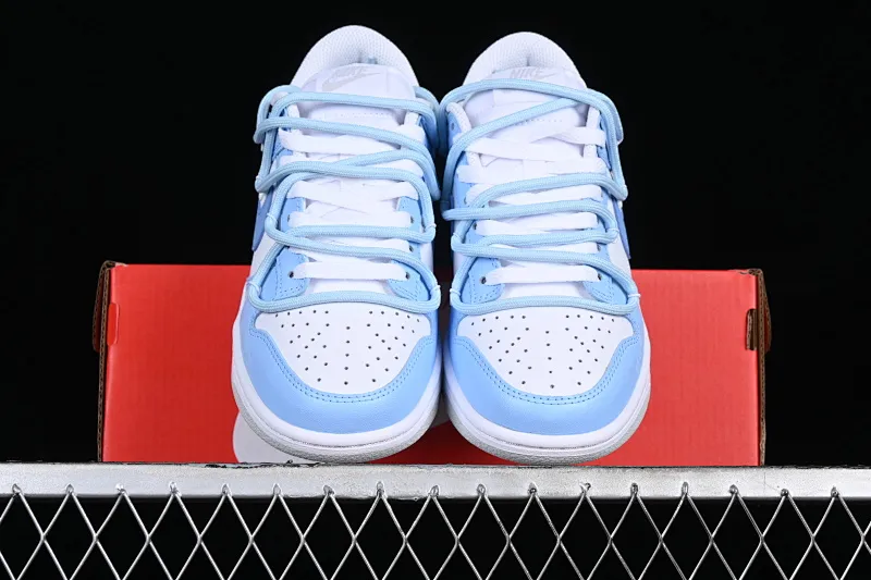 All Categories Nk SB Dunk Series Nk SB Dunk Low Low-top sneakers Nk Dunk Low Happy Bear White and blue cute girl SB deconstructed double shoelace low-top casual sneakers DH9765-102
